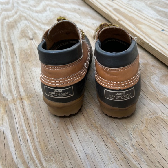 CLASSIC! LL Bean Maine Hunting Shoes 3 Eyelets EUC! Brown Size 7 - Picture 4 of 7
